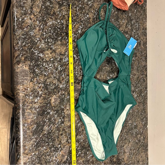 Lot of 2 NWT Cupshe Swimsuits One Piece Cut Out Womens Medium - Picture 6 of 10